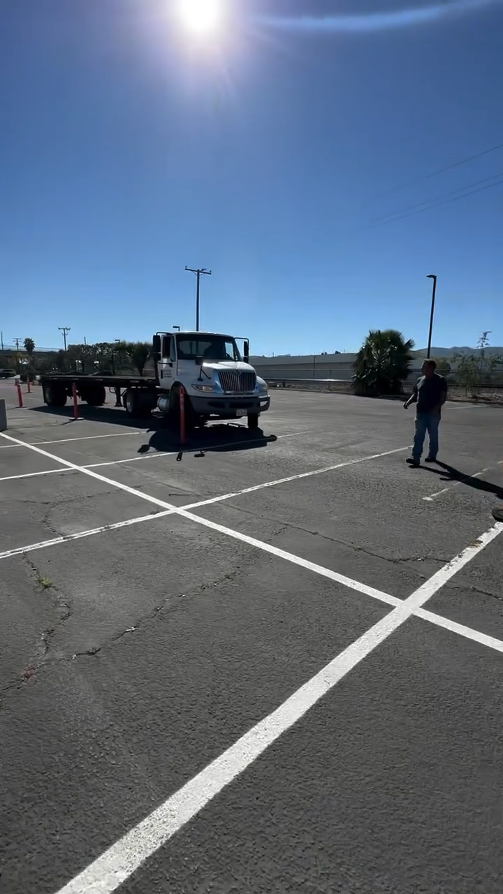 CDL Refresher Course Training at SPCDL Truck Driving School Yard in San Bernardino CDL Refresher Course Training at SPCDL Truck Driving School Yard in San Bernardino
